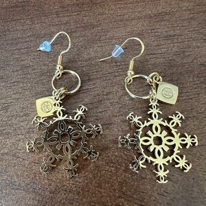 Chanel Beauty TWO Limited Edition 2024 Holiday Charms EARRING SET